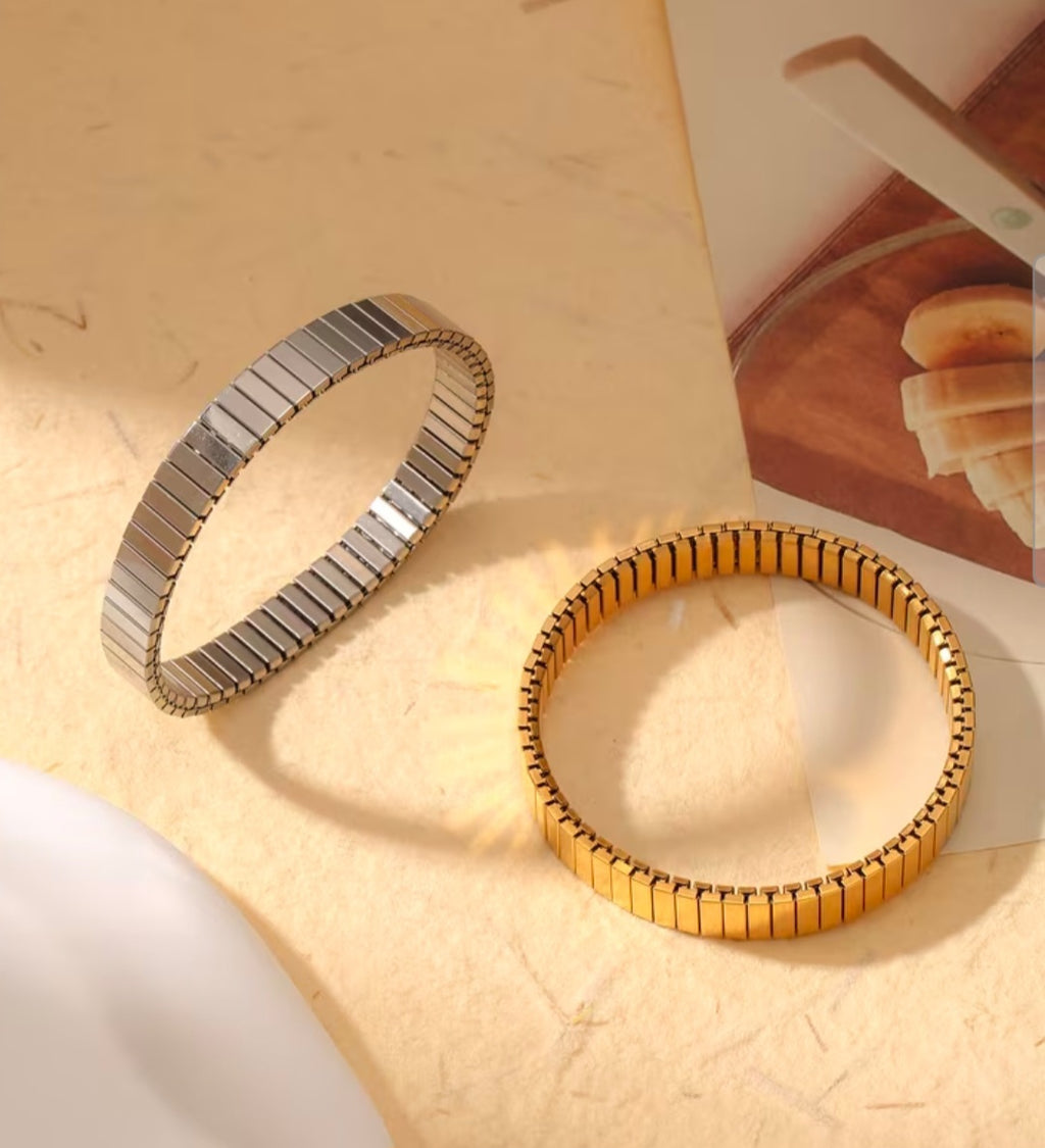 Stretch Tile Pattern Bracelet