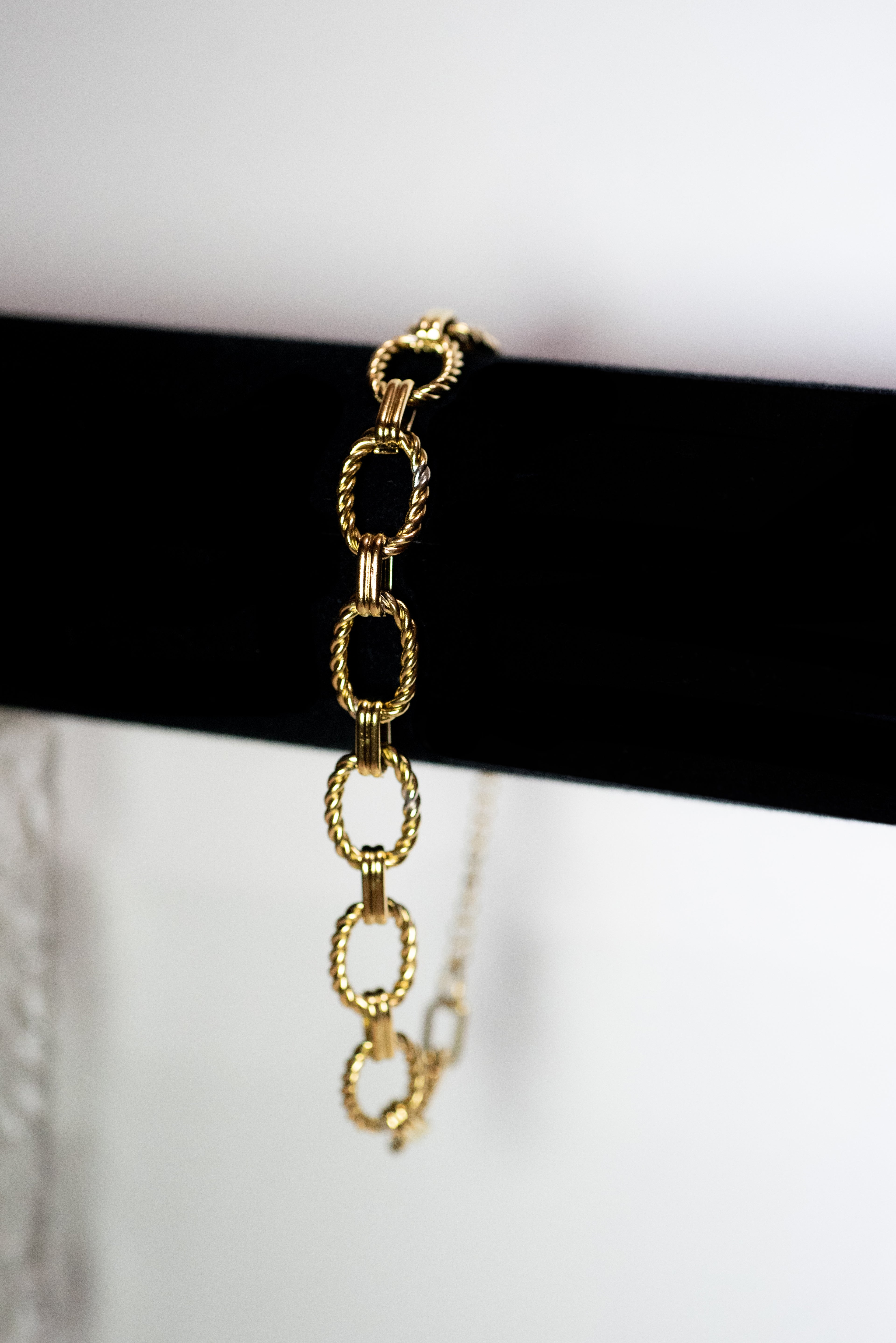 Oval Twisted Wire Bracelet