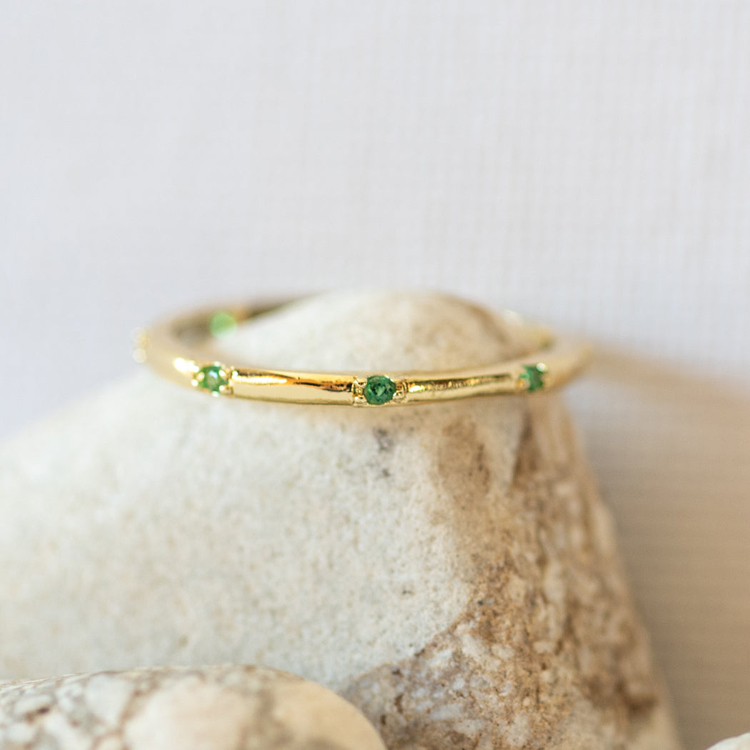 925 Sterling Silver Minimalist Emerald Band Ring - Rings