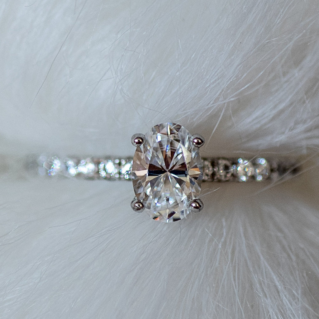 925 Sterling Silver Moissanite Solitaire 4-Claw Ring - Rings