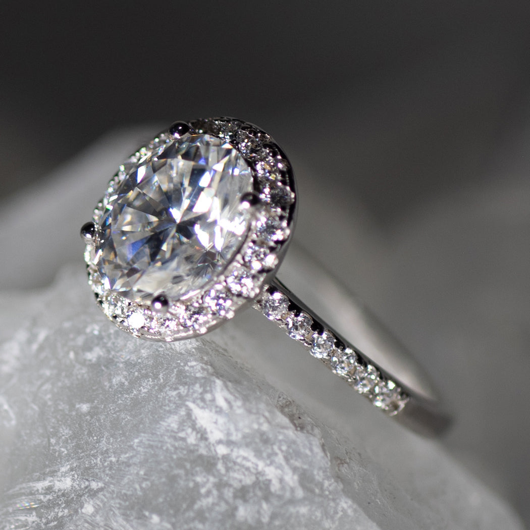 925 Sterling Silver Oval Halo Cut Moissanite Ring - Rings