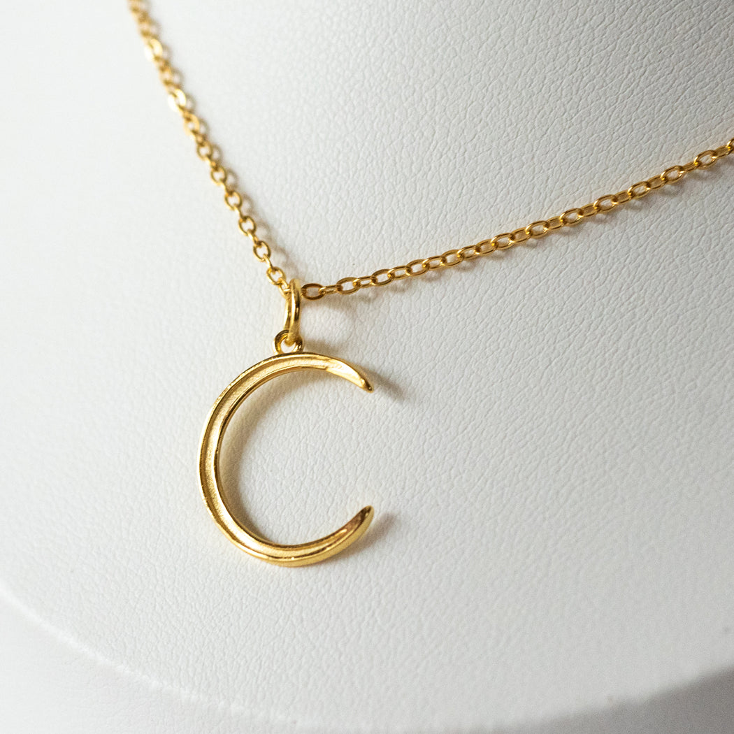925 Sterling Silver Retro Collarbone Necklace with Moon Pendant - Necklace