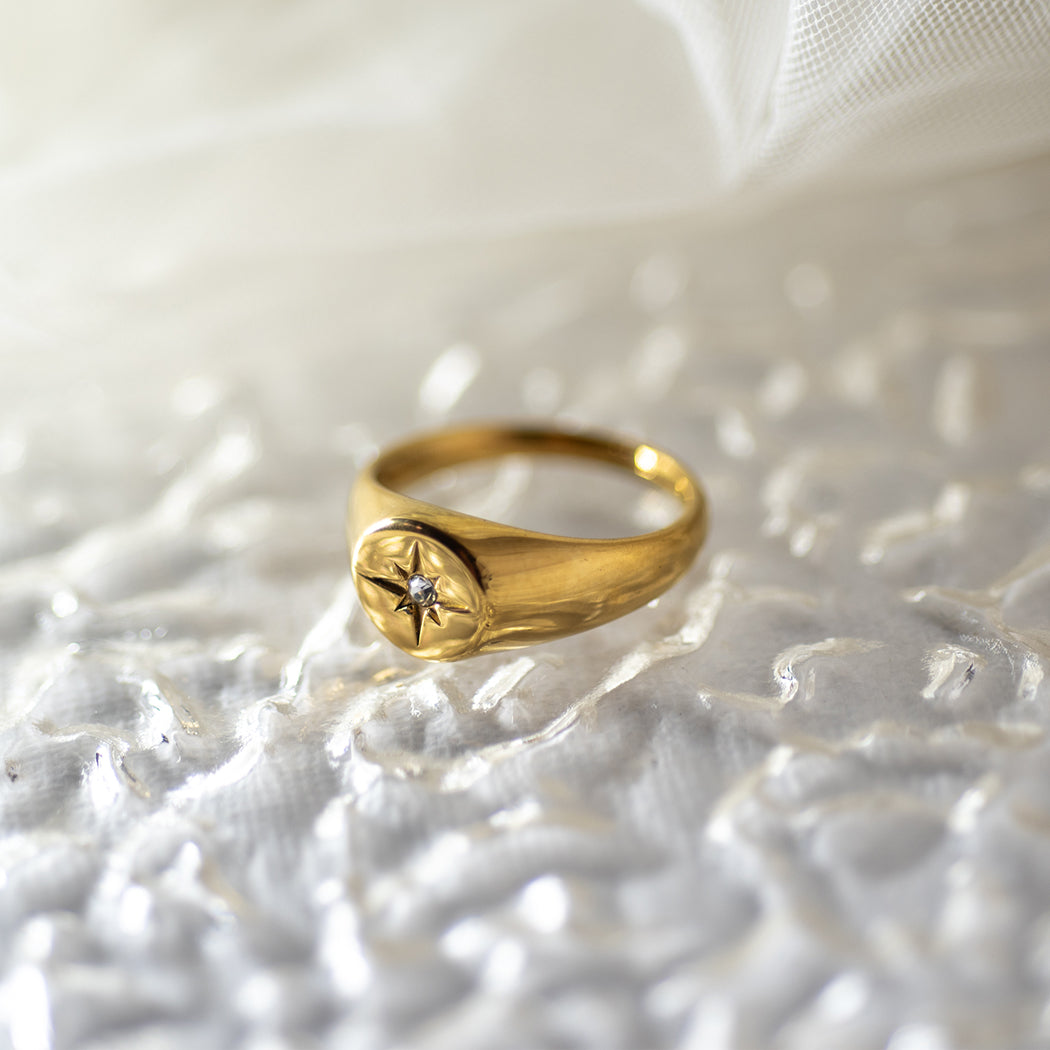 Oval 8 Point Star Signet Ring