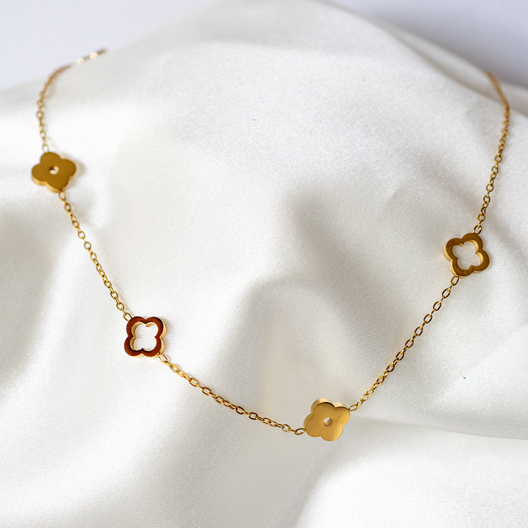 Lucky Clover, Clavicle Necklace