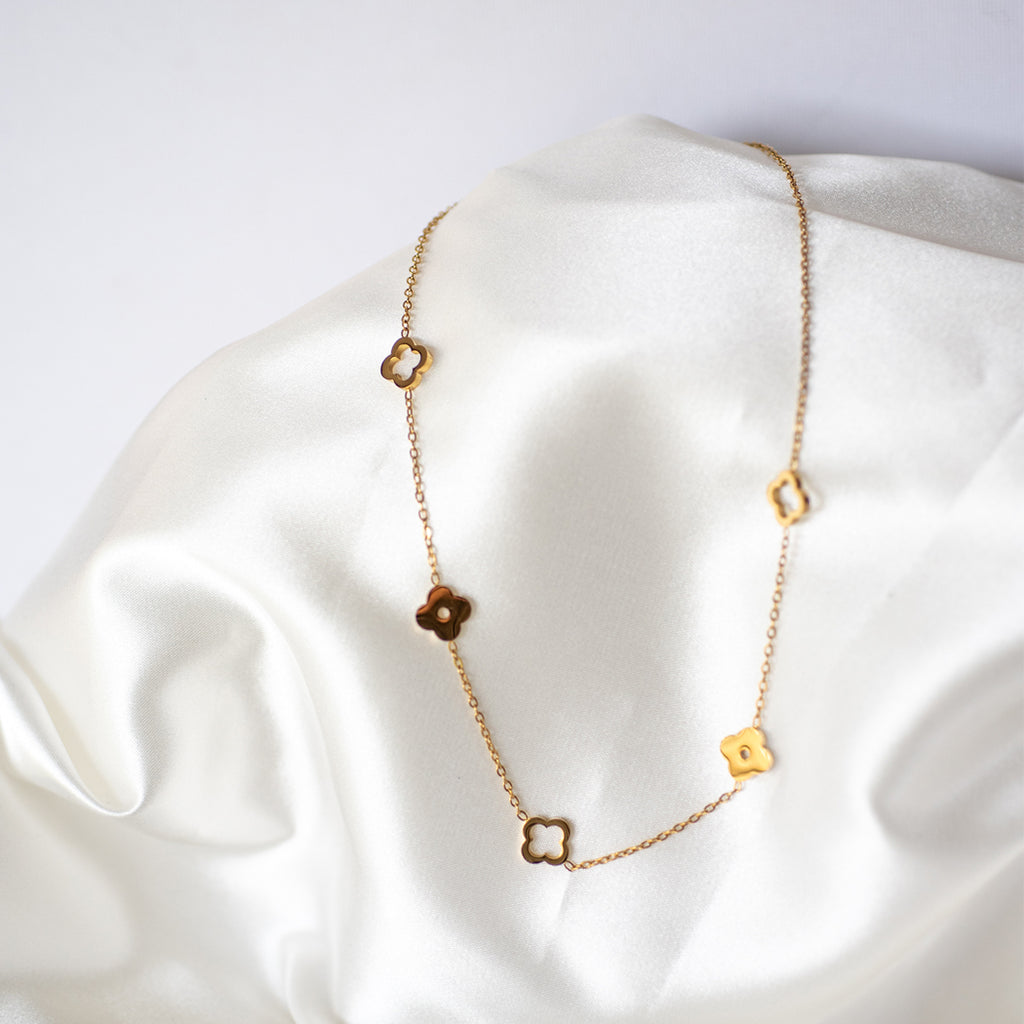 Lucky Clover, Clavicle Necklace