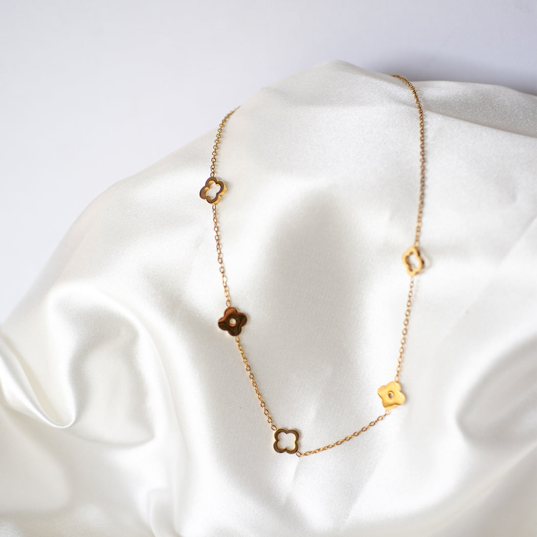 Lucky Clover, Clavicle Necklace