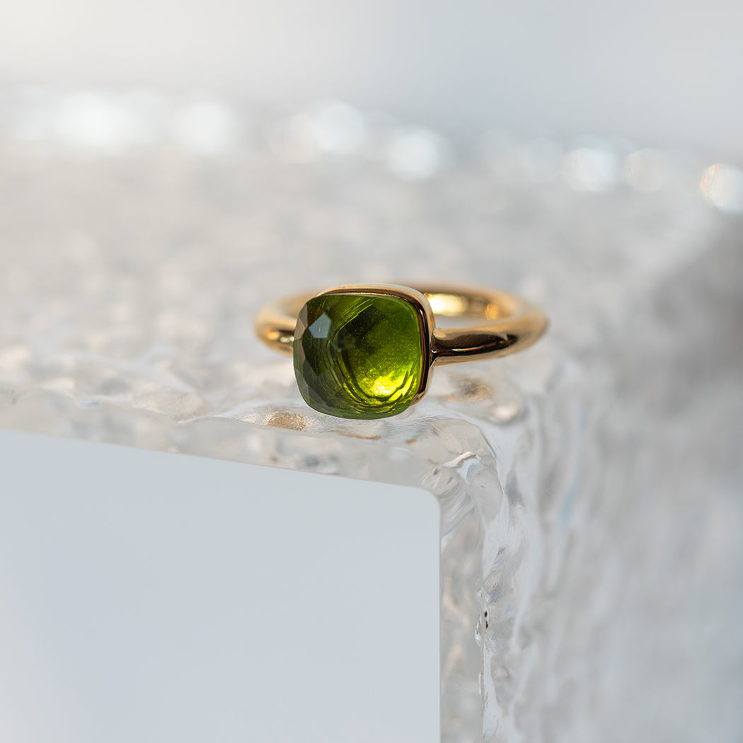 Retro Inlaid Emerald Green Gem Stone Ring