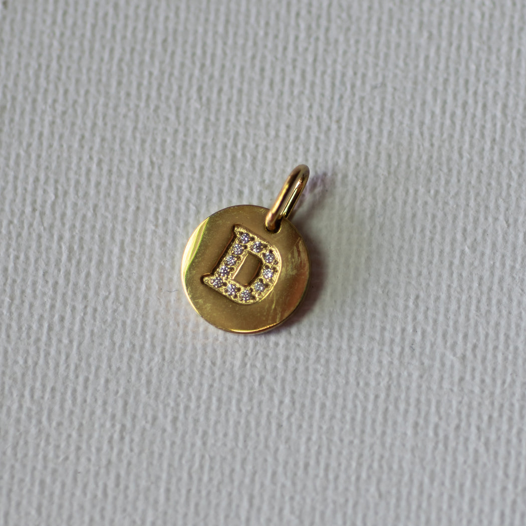 Elegant Rhinestone-Embellished Alphabet Disc Pendant - B - Pendant