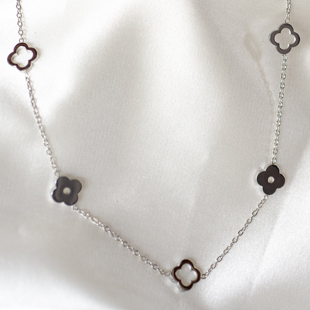 Lucky Clover, Clavicle Necklace