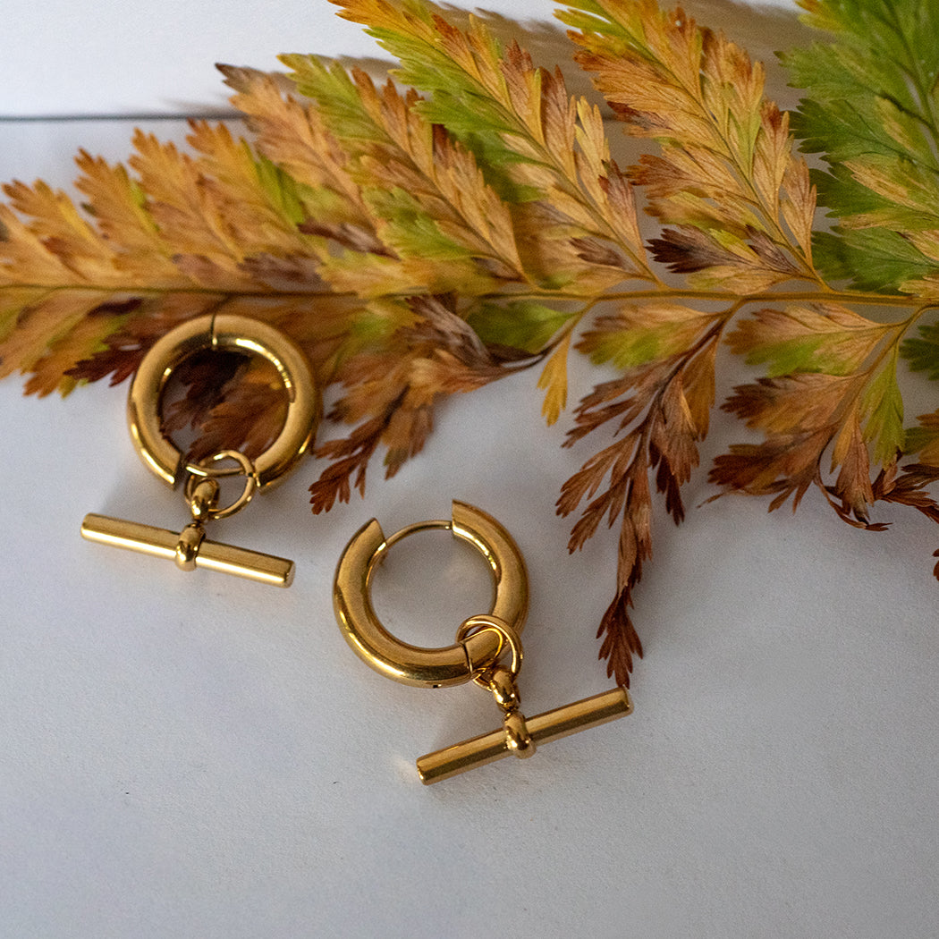 T-Bar Pendant earrings