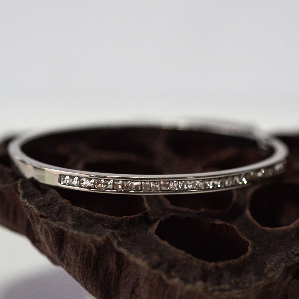 Oval Rhinestone Clasp Bracelet 316L Stainless Steel - Bracelet