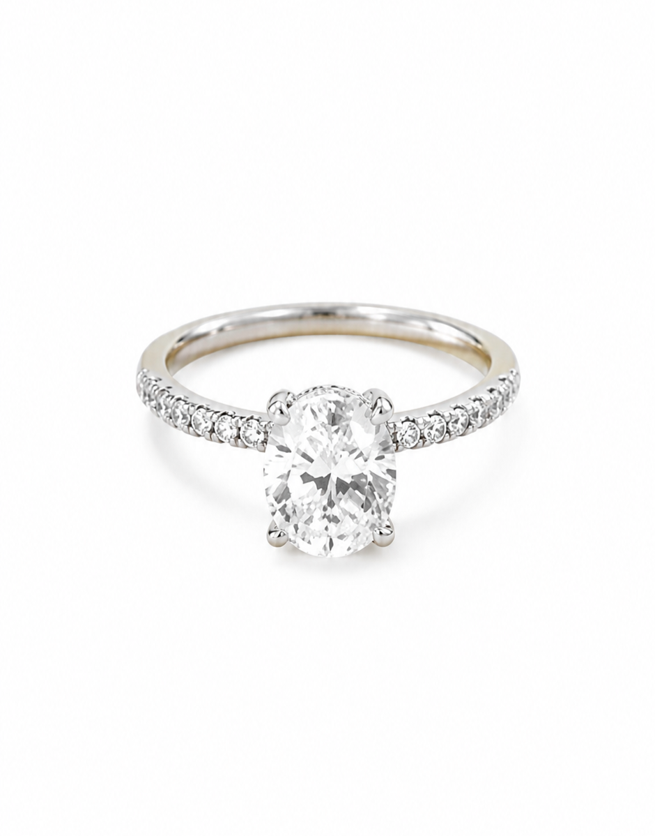 925 Sterling Silver Oval Moissanite 4-Claw Ring