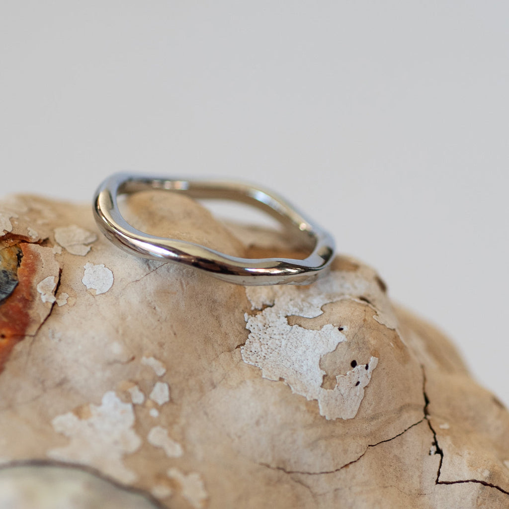 Thin Ring with Smooth Wavy Design, 316L Stainless Steel - Rings