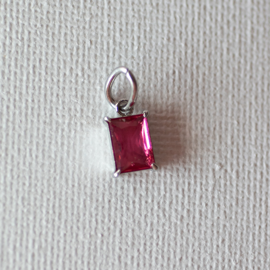 Trendy Exquisite Colourful 4 Claw Square Zirconia Pendant - Charm
