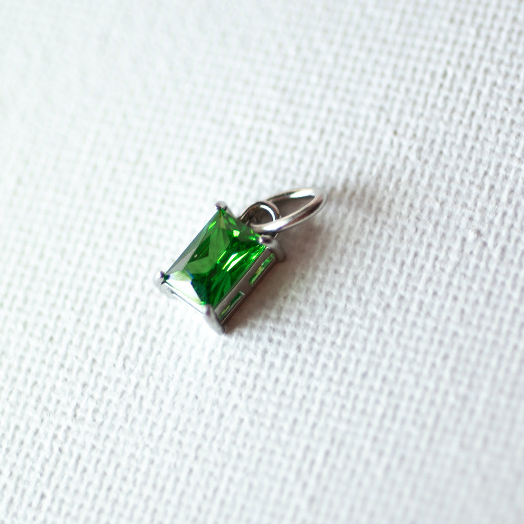 Trendy Exquisite Colourful 4 Claw Square Zirconia Pendant - Charm
