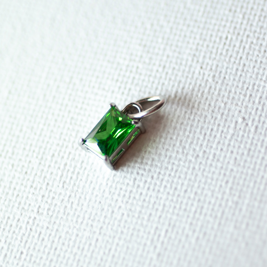 Trendy Exquisite Colourful 4 Claw Square Zirconia Pendant - Charm