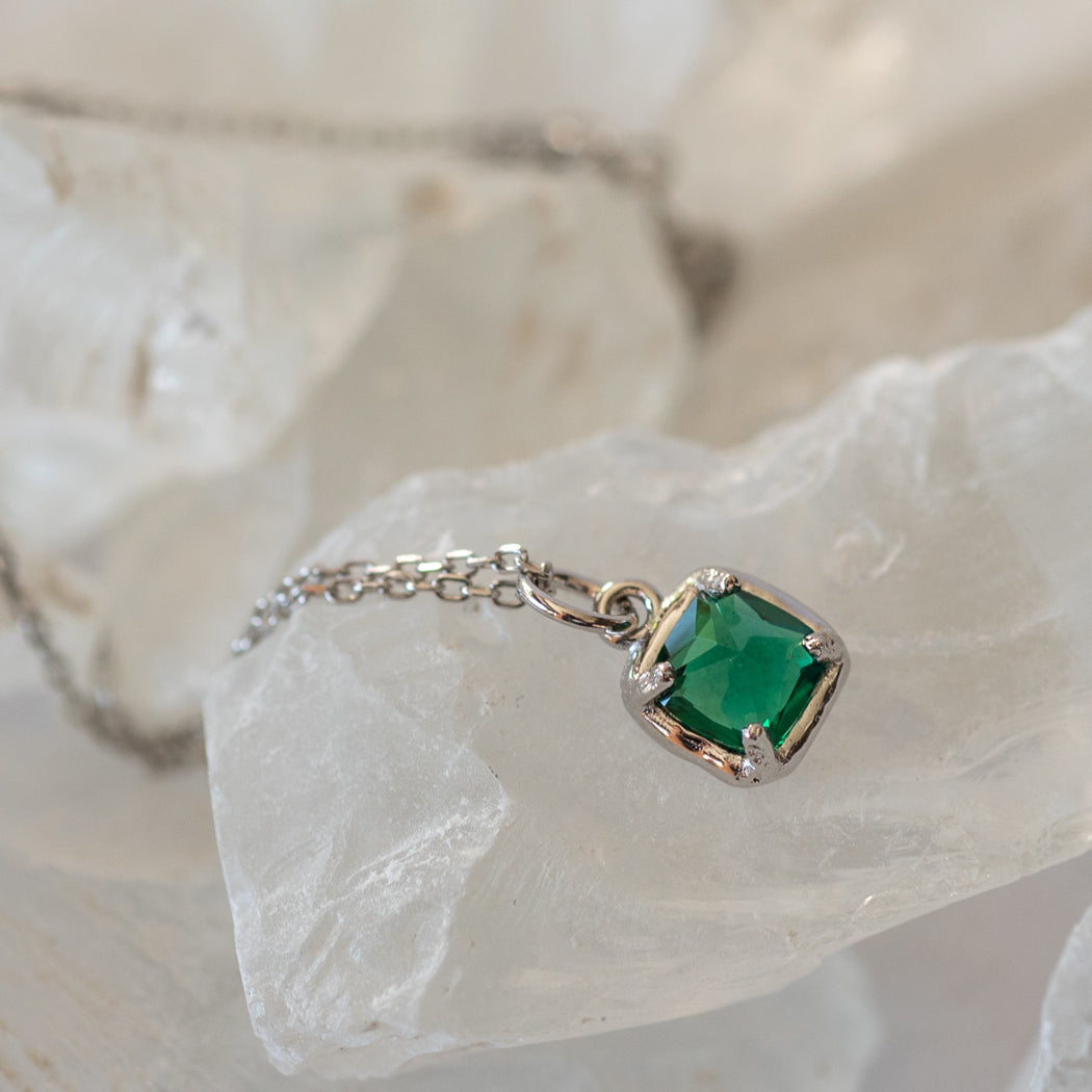 Vintage Square Emerald Zirconia Pendant Necklace — 925 Sterling Silver - Necklace