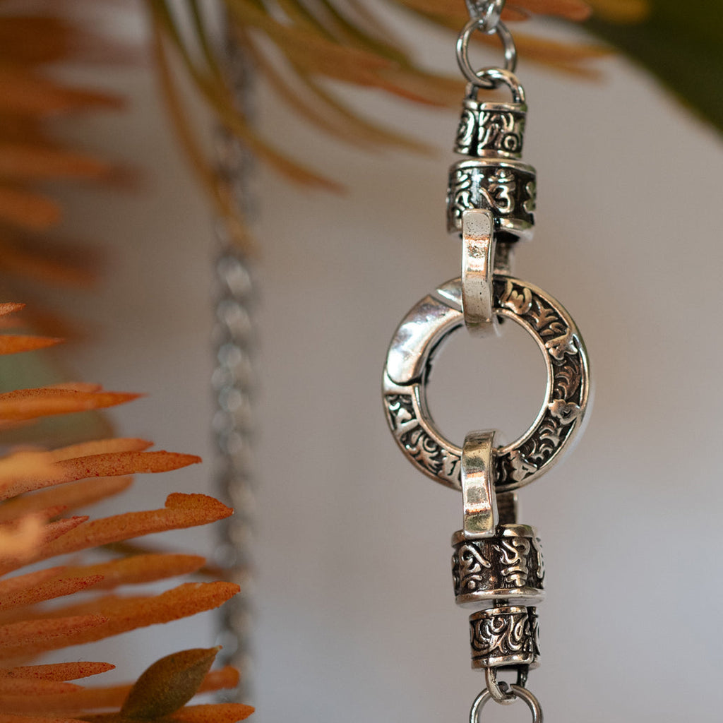 Vintage Style Buckle Necklace — 316L Stainless Steel - Necklace